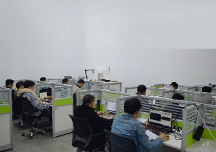 北京猿来教育学员上课场景展示