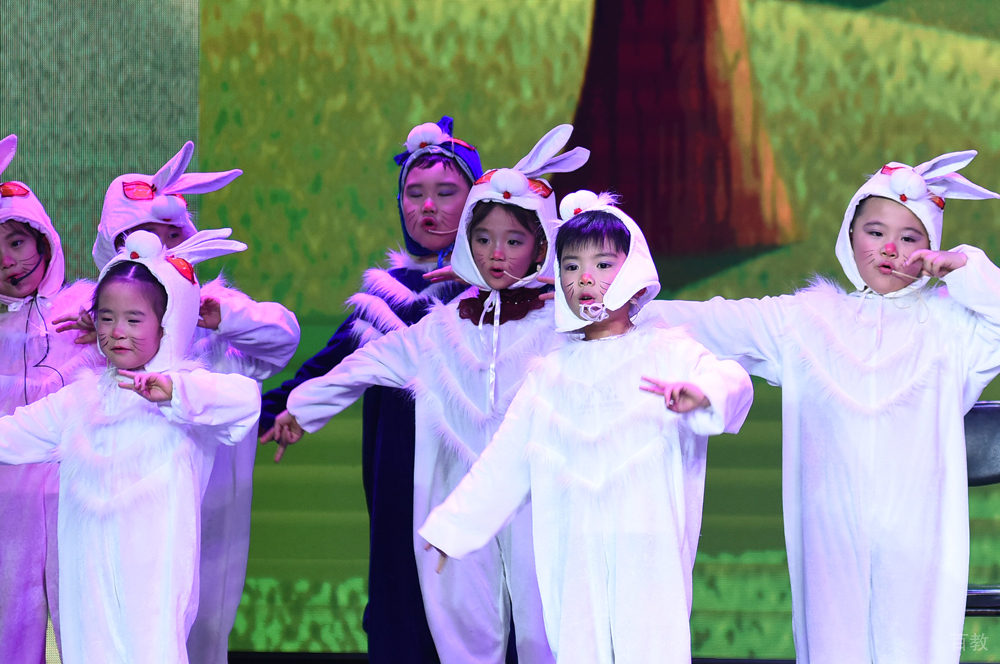舞台表演课