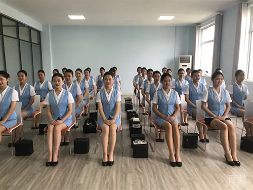 空乘专业需要什么条件?