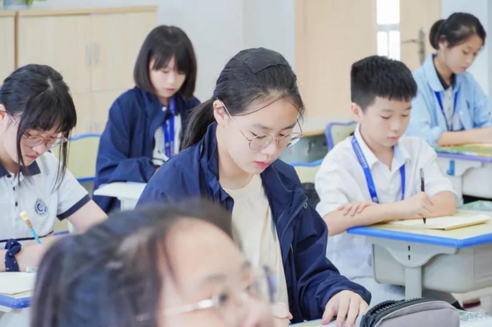 学生上课