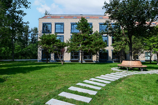 北京市朝阳区赫德学校校区教学环境展示