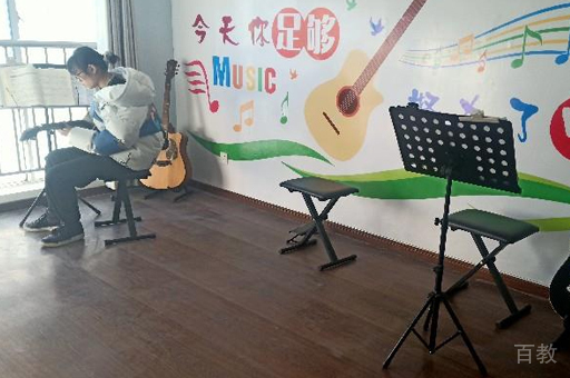 合肥大成吉他校区学员上课场景展示