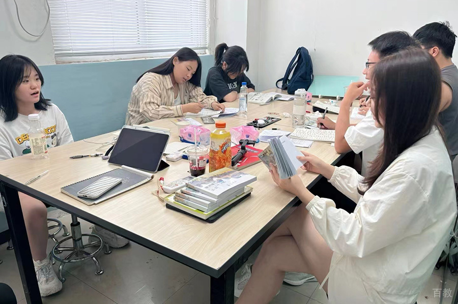 学员上课情况