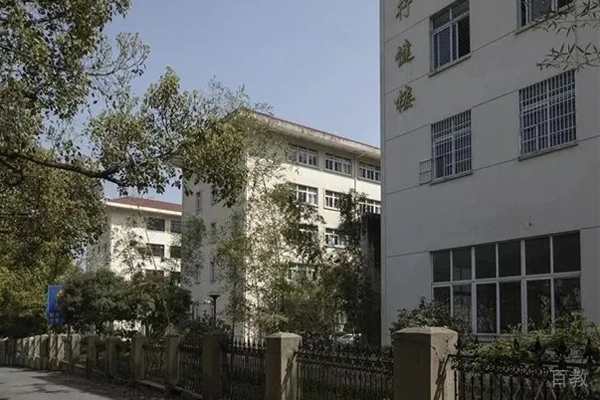 校区一角环境