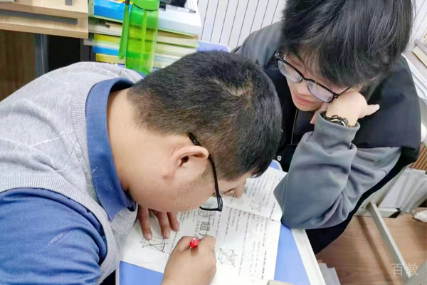 武汉超凡高考校区学员学习场景展示