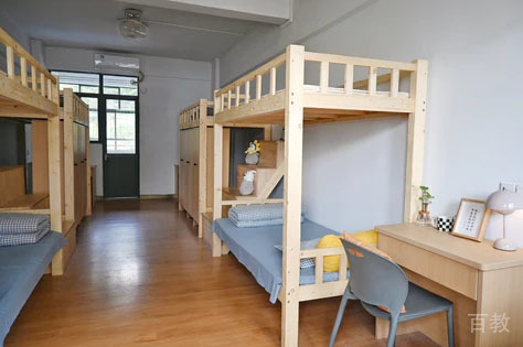 学校宿舍环境