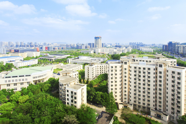 学校建筑环境