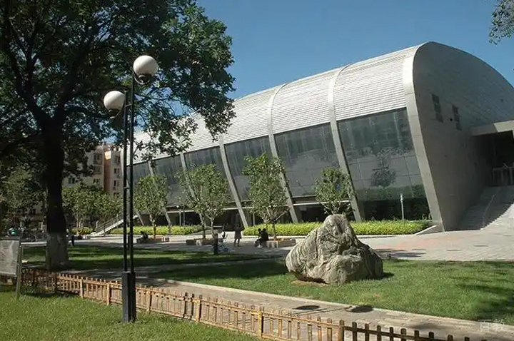 校园教学区环境