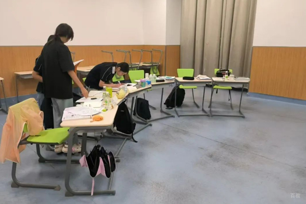 武汉长江实验学校国际部教室环境展示