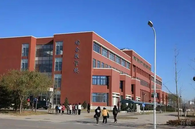 综合教学楼环境
