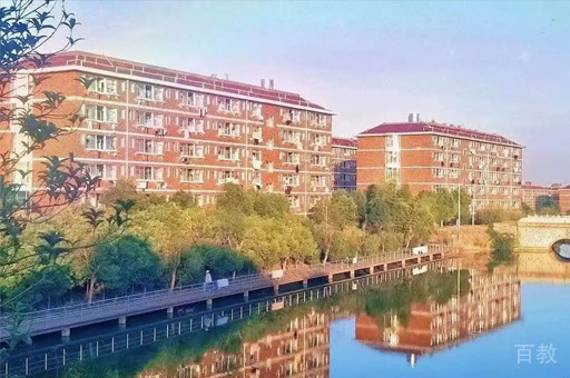 学校环境