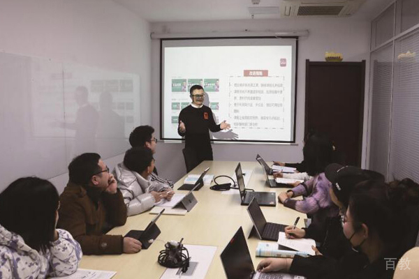 武汉乐学喵考研校区老师授课场景展示
