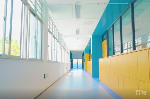 学校走廊环境