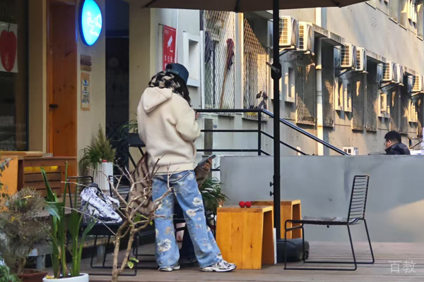 武汉飞毅教育校园环境