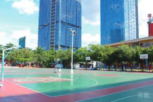 学校操场