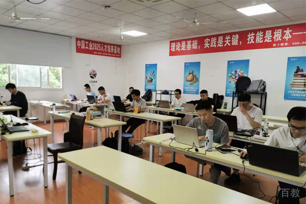 校区教室环境