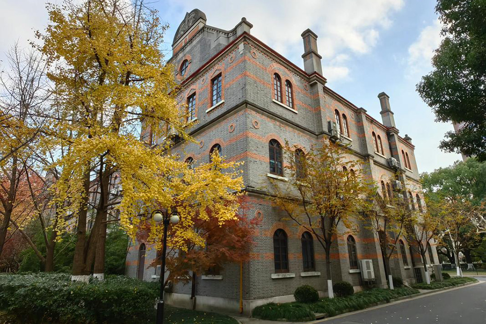 学校大楼环境