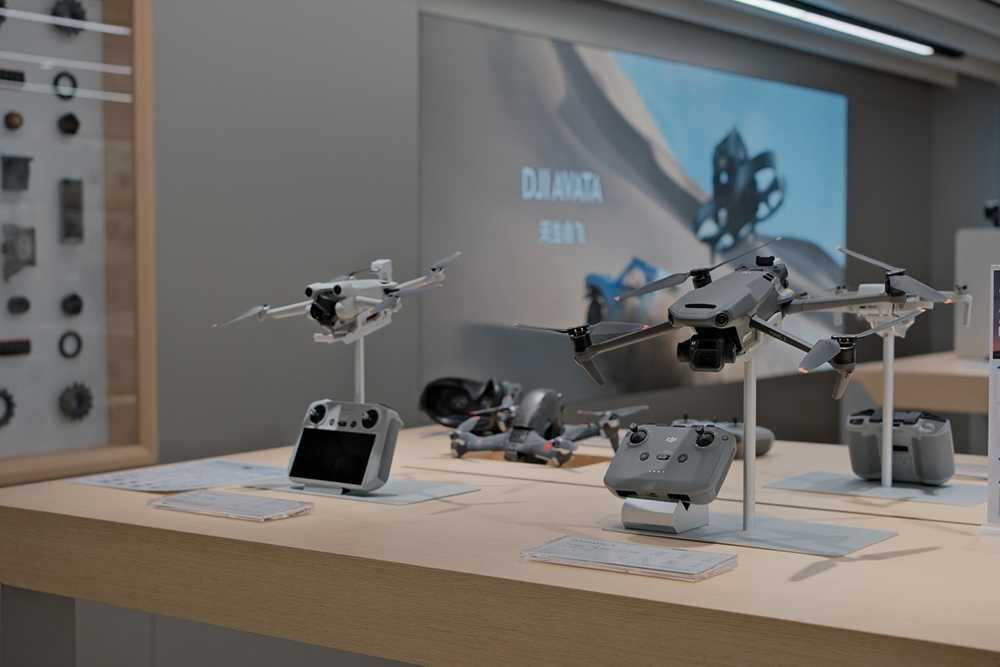 学校无人机图片