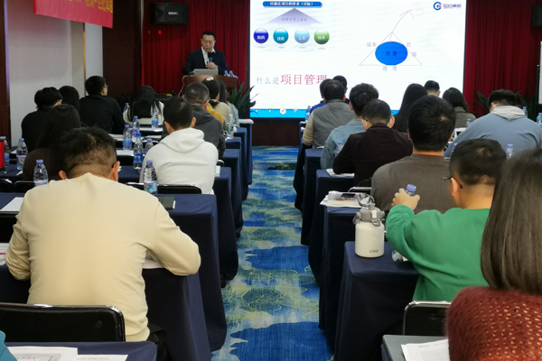 世纪卓越培训校区学员学习场景展示