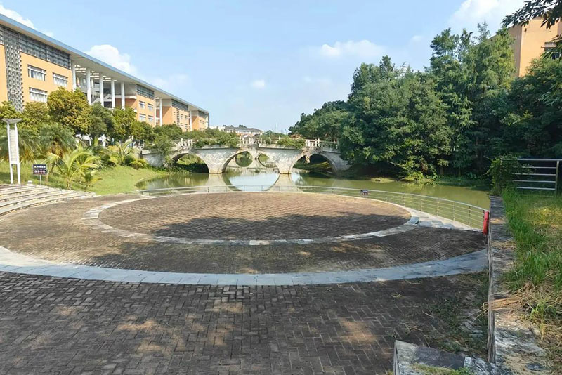 学校环境1