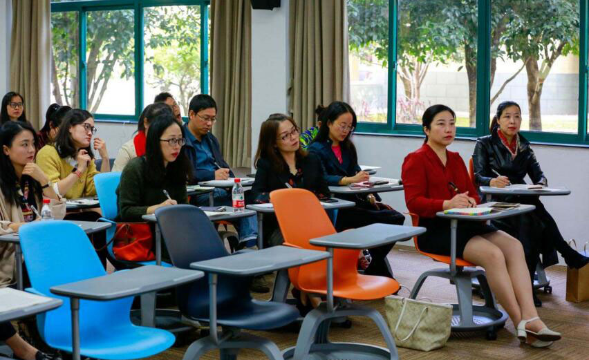 杭州优朗国际英语_公共英语课堂