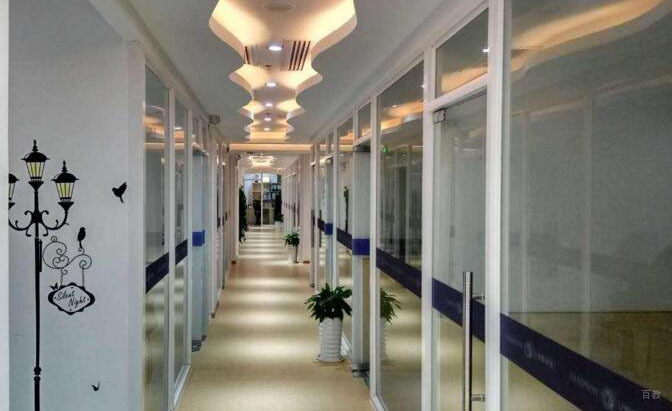 学校走廊