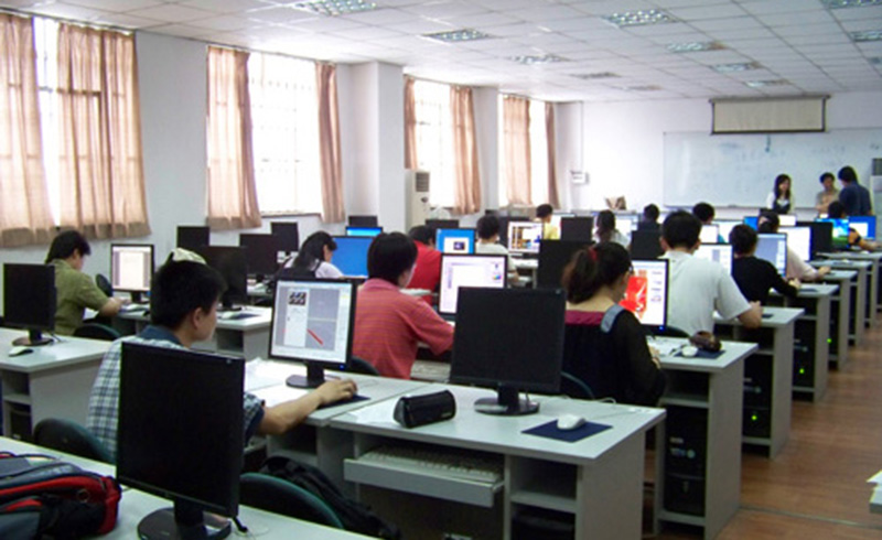 上海五加一教室环境