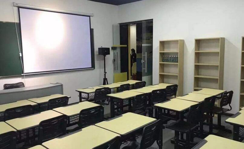 杭州新世界教育日语初级课堂