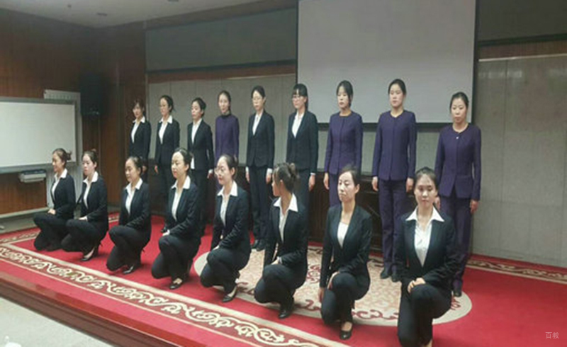 铁路机务段内训现场学员合影