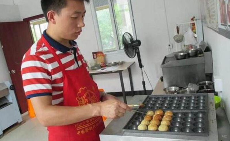 广州食为先小吃实训_章鱼小丸子实操课