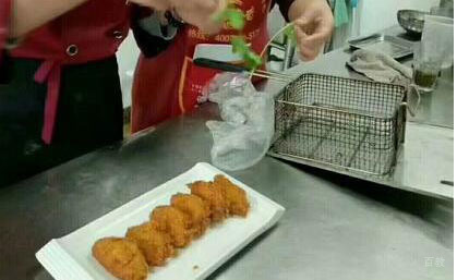 食尚香小吃培训学员培训实景图二