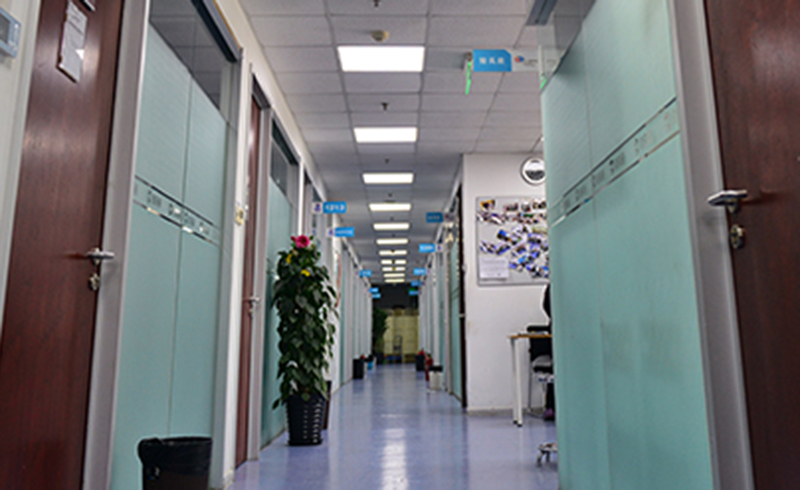 北京新航道国际教育校区教室走廊