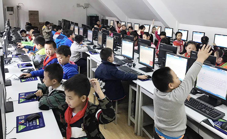 杭州童程童美少儿编程教育课堂气氛