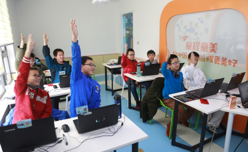 北京童程童美校区活跃的教学课堂
