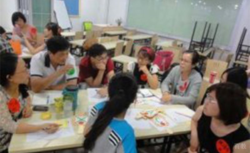 上海普为营养学院_老师讲课