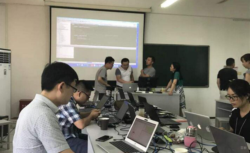 北京蓝鸥教育_学员课余学习实践