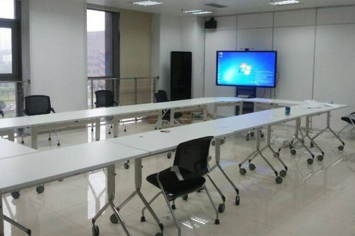 厦门中信电脑培训中心教室环境