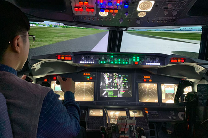 天津联航航空飞机驾驶模拟