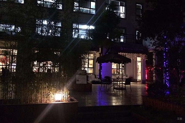 厦门磨石教育_咖啡厅夜景