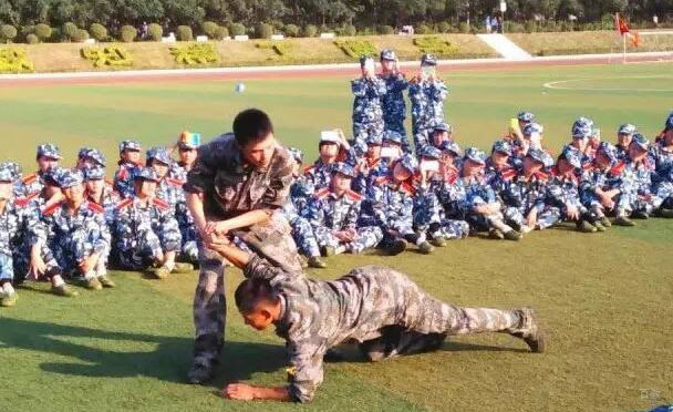 特种兵夏令营