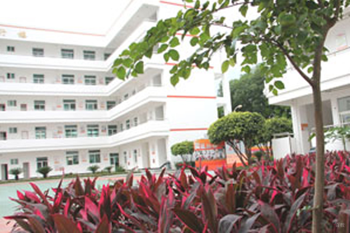 福州华南设计学校_校园一角