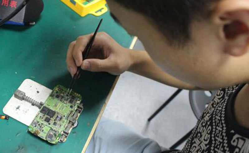 广州培众手机维修_焊接手机芯片