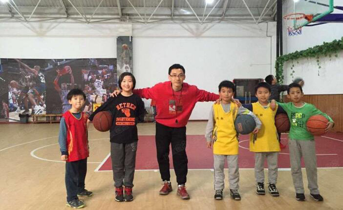 杭州篮球培训机构师生合照