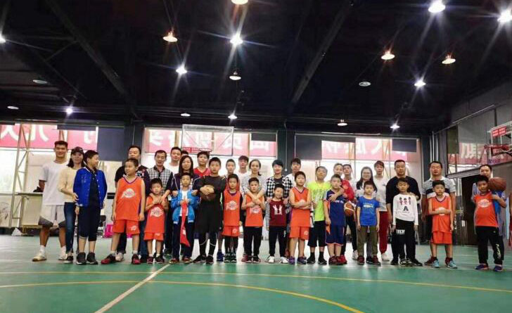 杭州篮球培训机构集体照