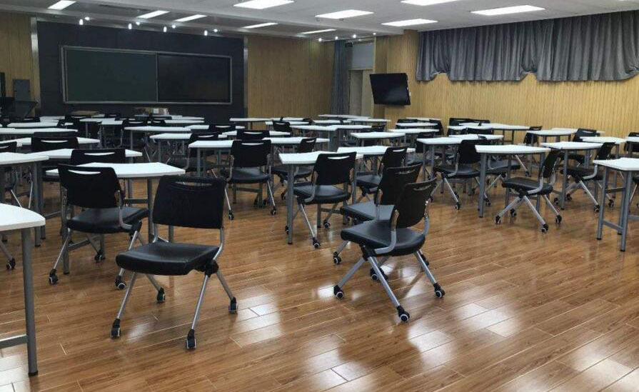 合肥津桥国际_教室环境
