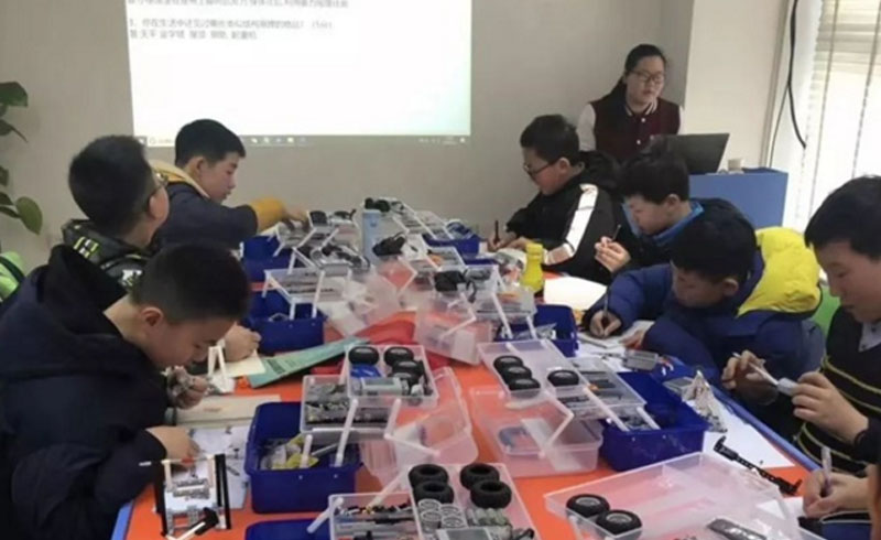 郑州童程童美教育_青少年机器人技术等级考试