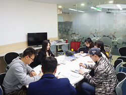 分校校区学生
