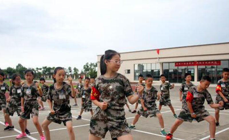 广州自强军事夏令营学习氛围