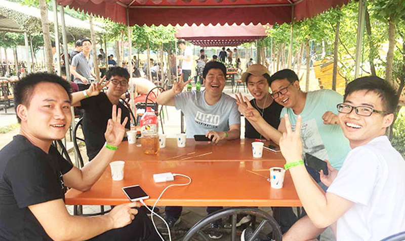 上海老男孩教育学员聚会