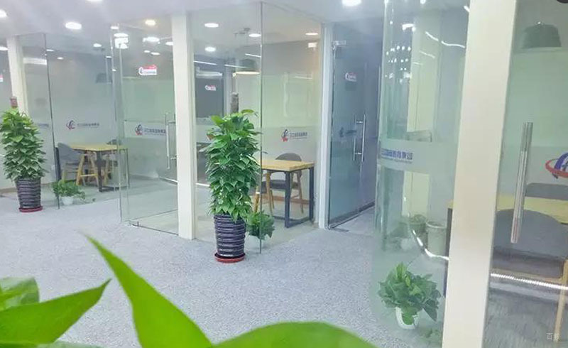 校区优雅环境